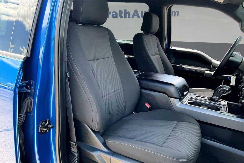 Used 2017 Ford F150 XLT w/ Equipment Group 302A Luxury AWD/4WD image 33
