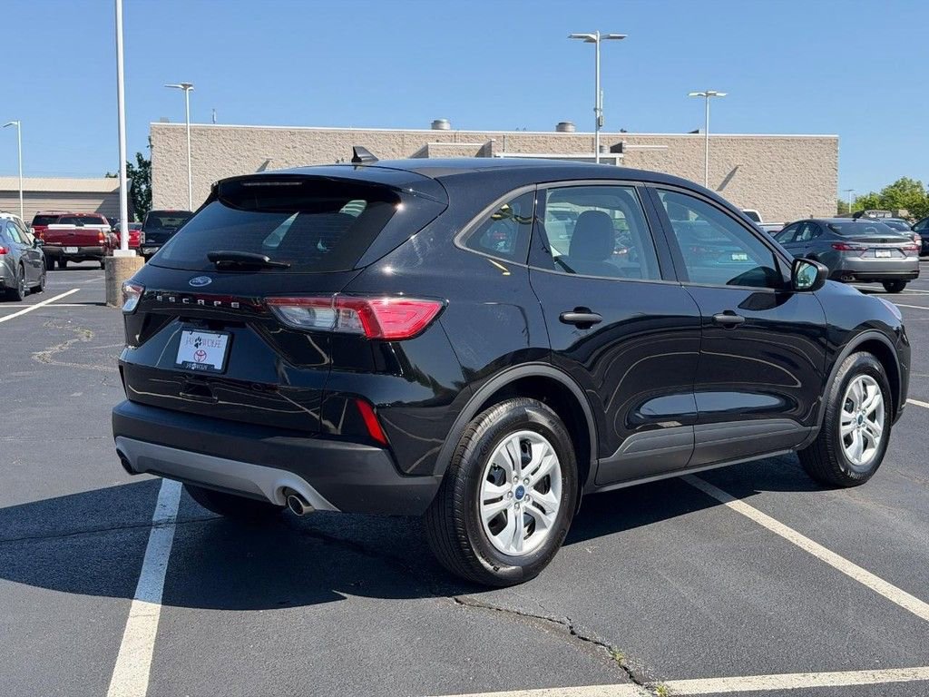 Used 2022 Ford Escape S FWD image 7