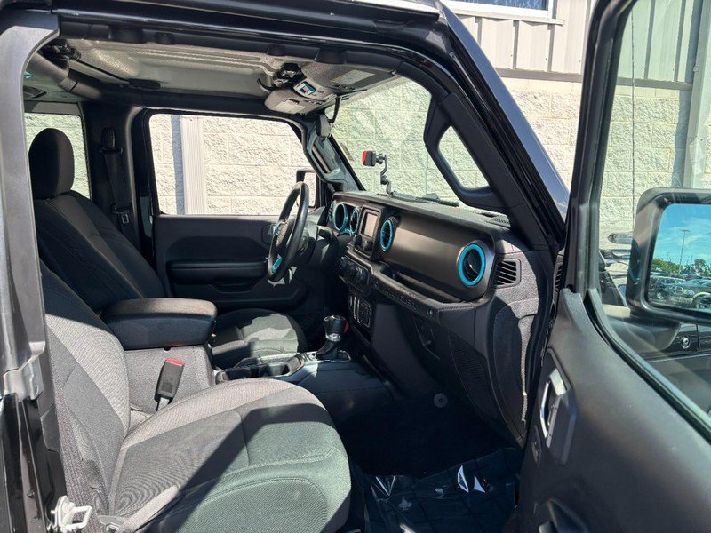 Used 2020 Jeep Wrangler Sport AWD/4WD image 12