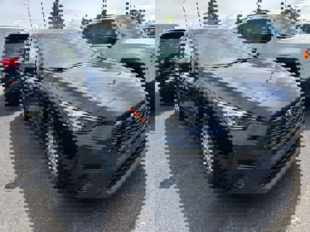 Used 2025 Subaru Impreza 2.0i image 3