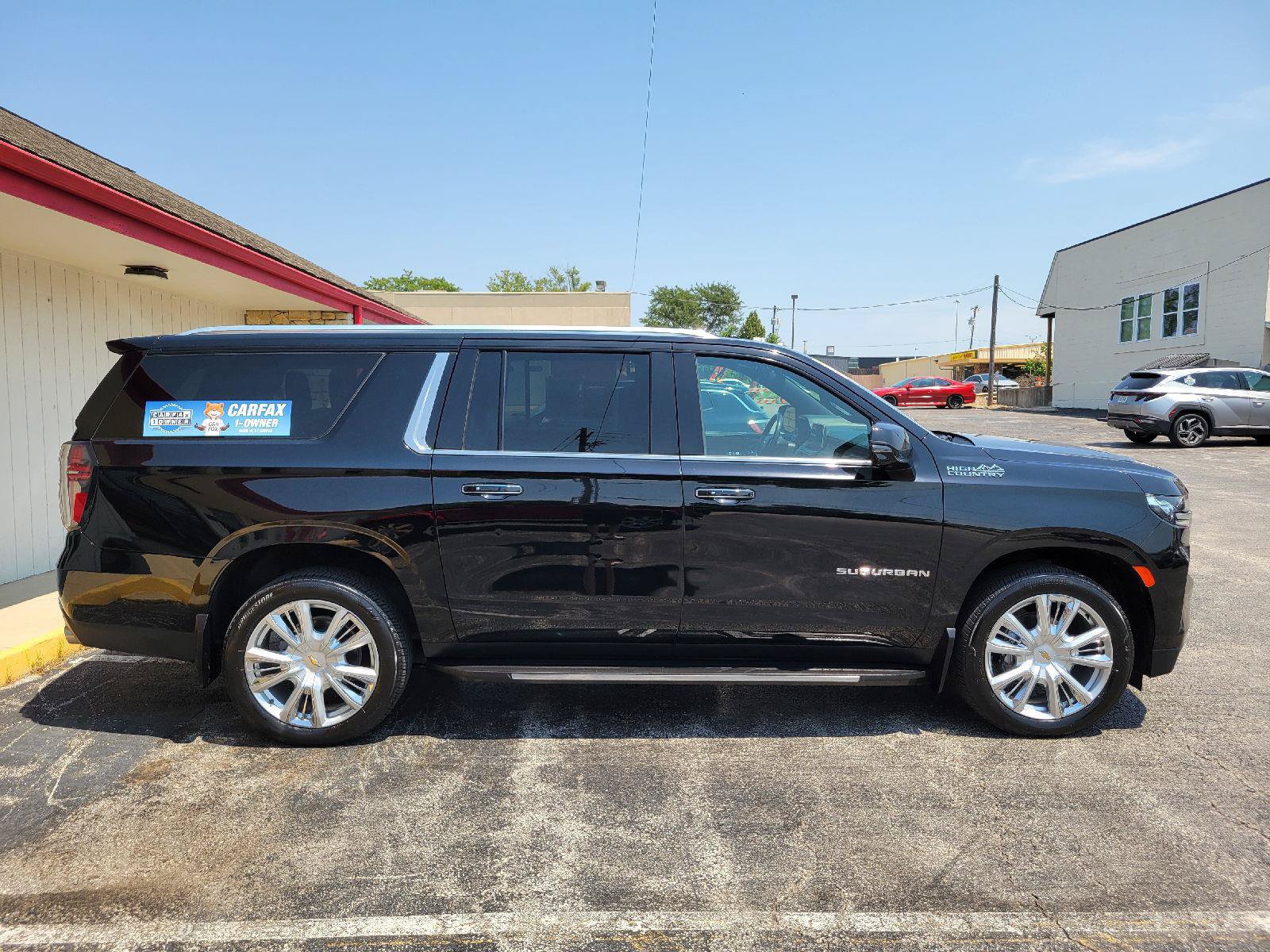 Used 2021 Chevrolet Suburban High Country AWD/4WD image 15