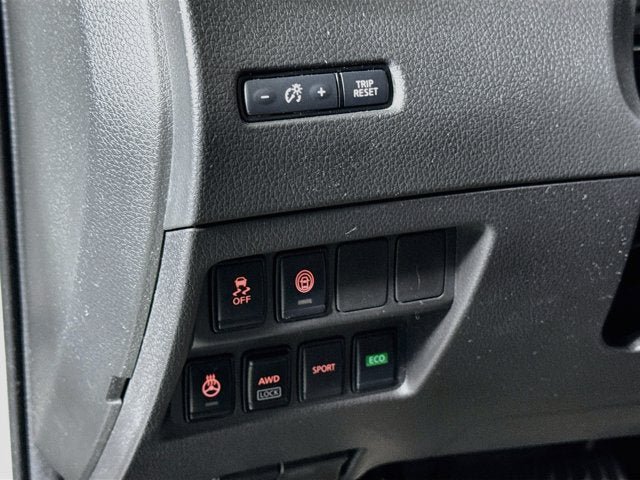 Used 2022 Nissan Rogue Sport SV AWD/4WD image 10