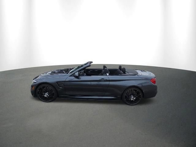 Used 2018 BMW M4 Convertible RWD image 12