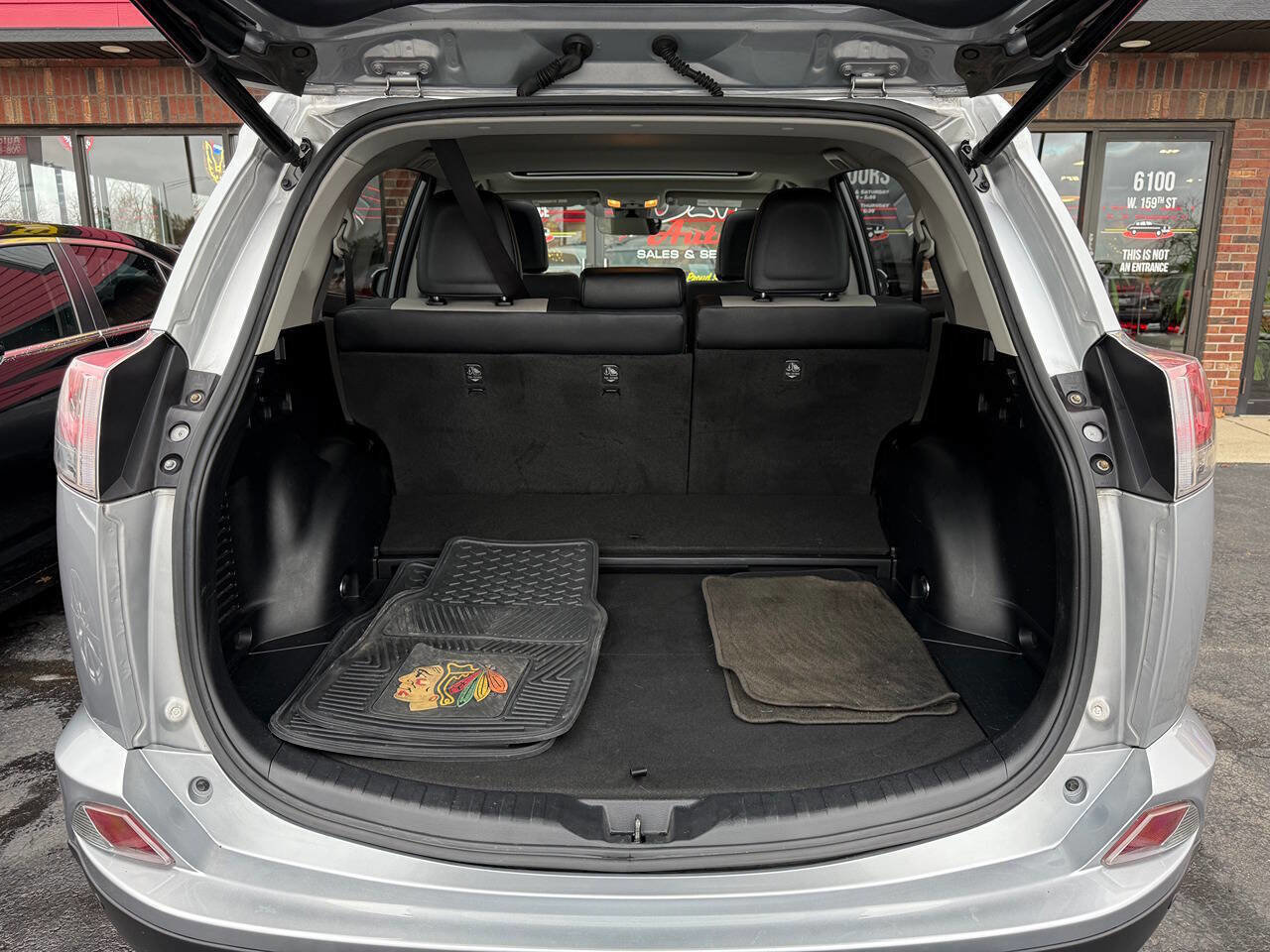 Used 2017 Toyota RAV4 Limited image 22