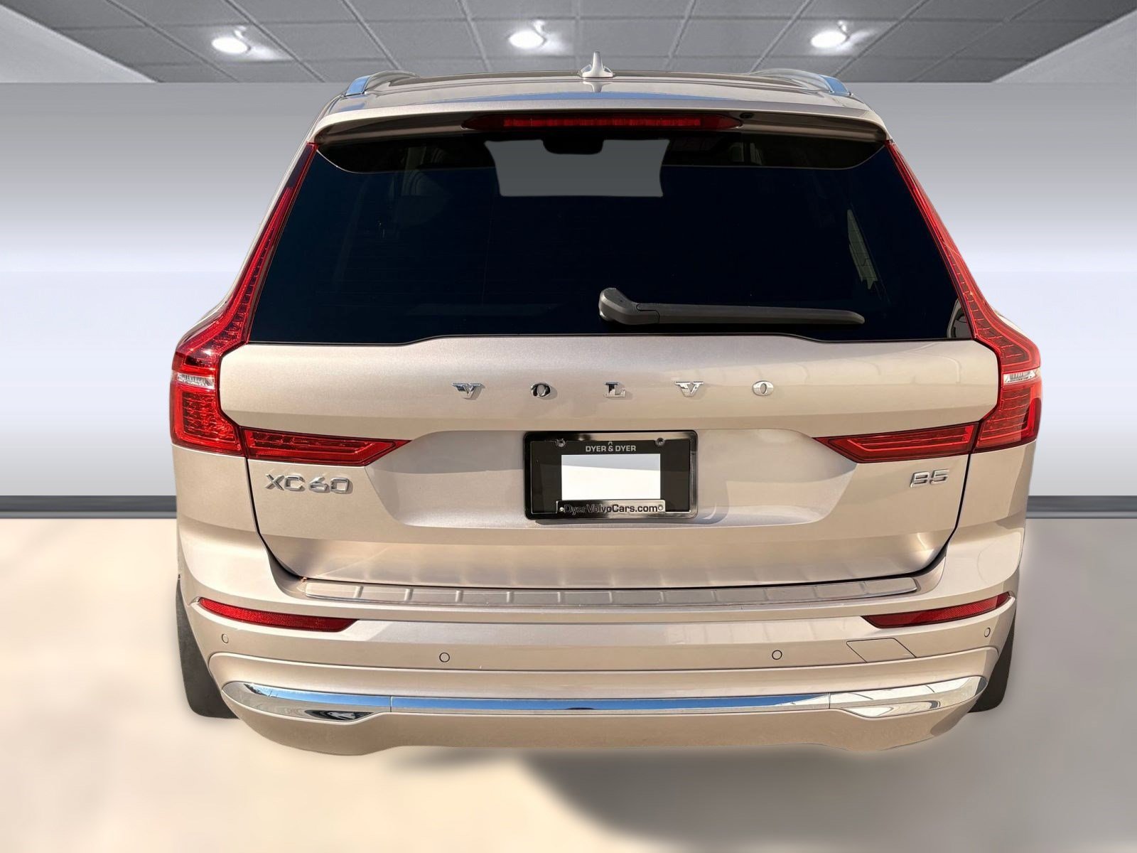 Certified 2023 Volvo XC60 B5 Ultimate image 10