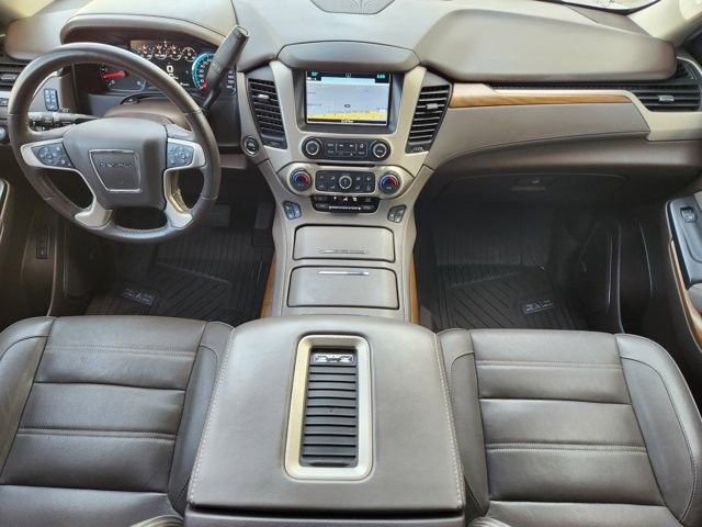 Used 2019 GMC Yukon XL Denali w/ Denali Ultimate Package AWD/4WD image 26