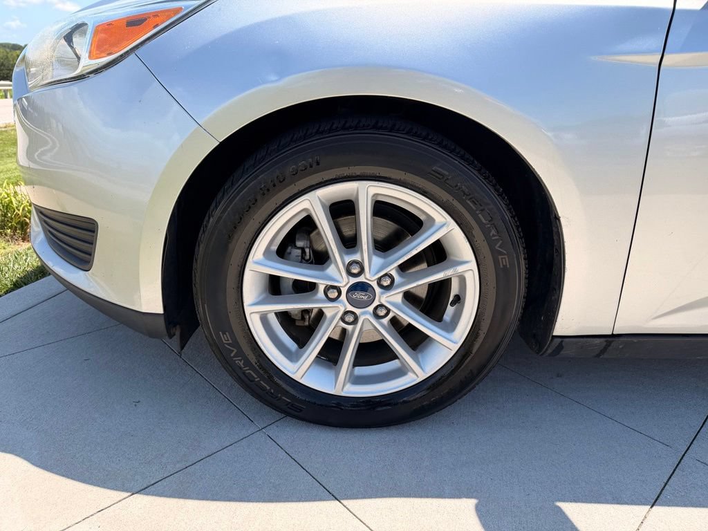 Used 2017 Ford Focus SE FWD image 13