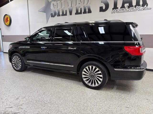 Used 2019 Lincoln Navigator L Reserve AWD/4WD image 6