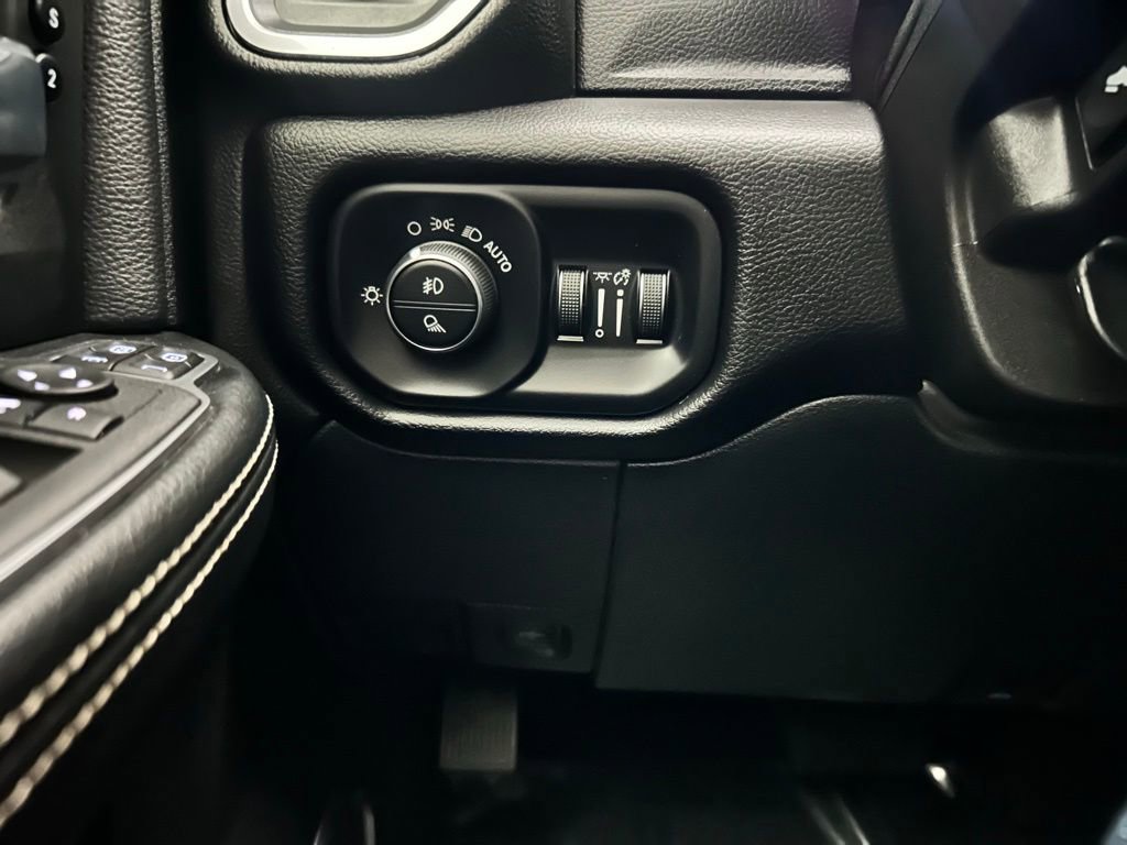 Certified 2024 RAM 2500 Laramie w/ Night Edition image 23