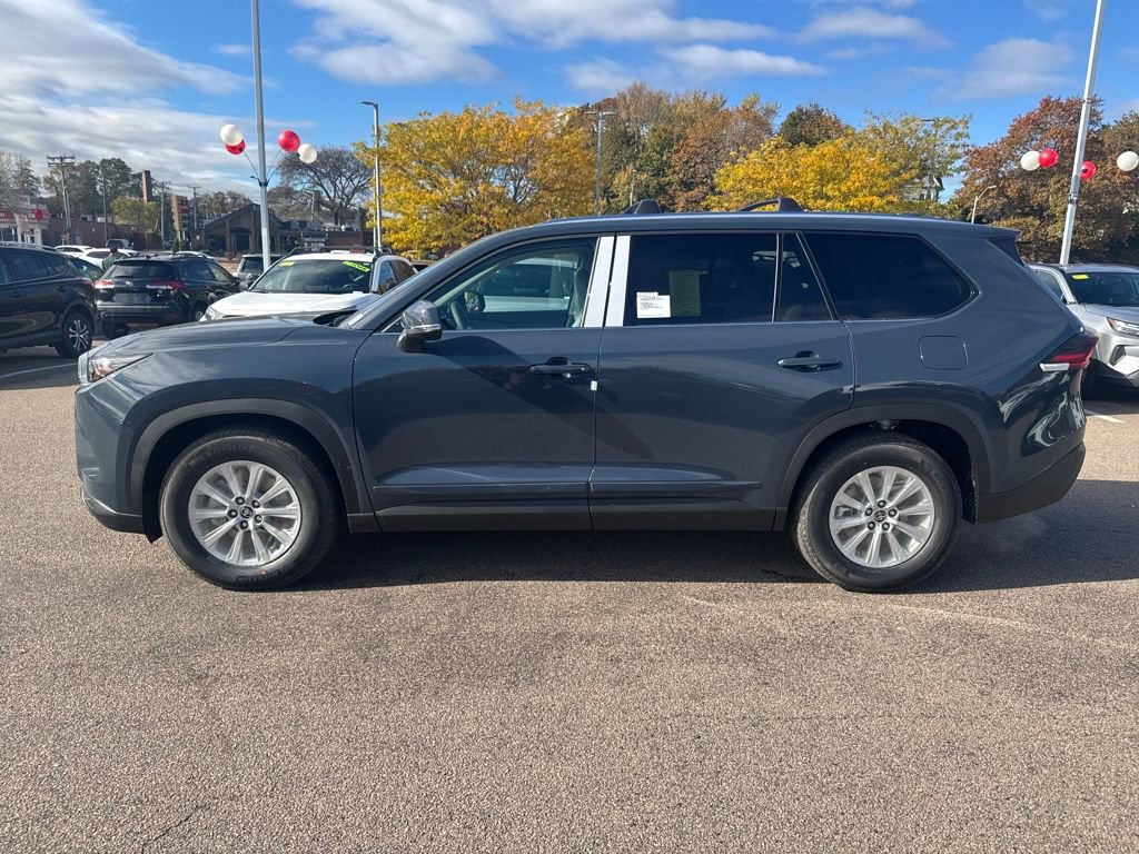 New 2026 Toyota Grand Highlander XLE image 4