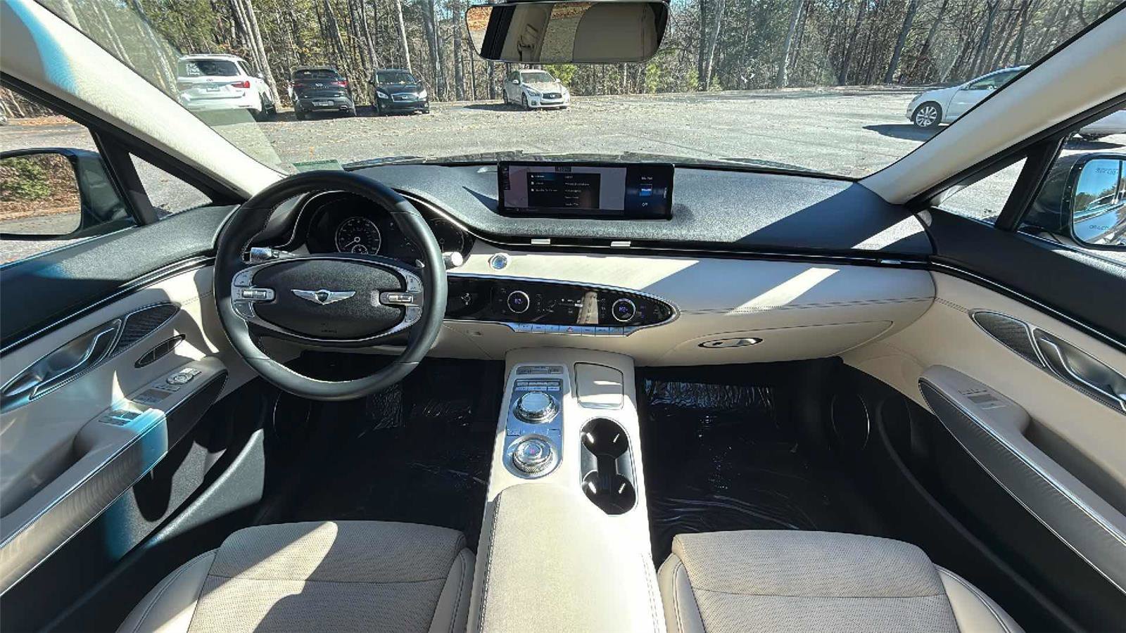 Used 2022 Genesis GV70 2.5T w/ Select Package image 10