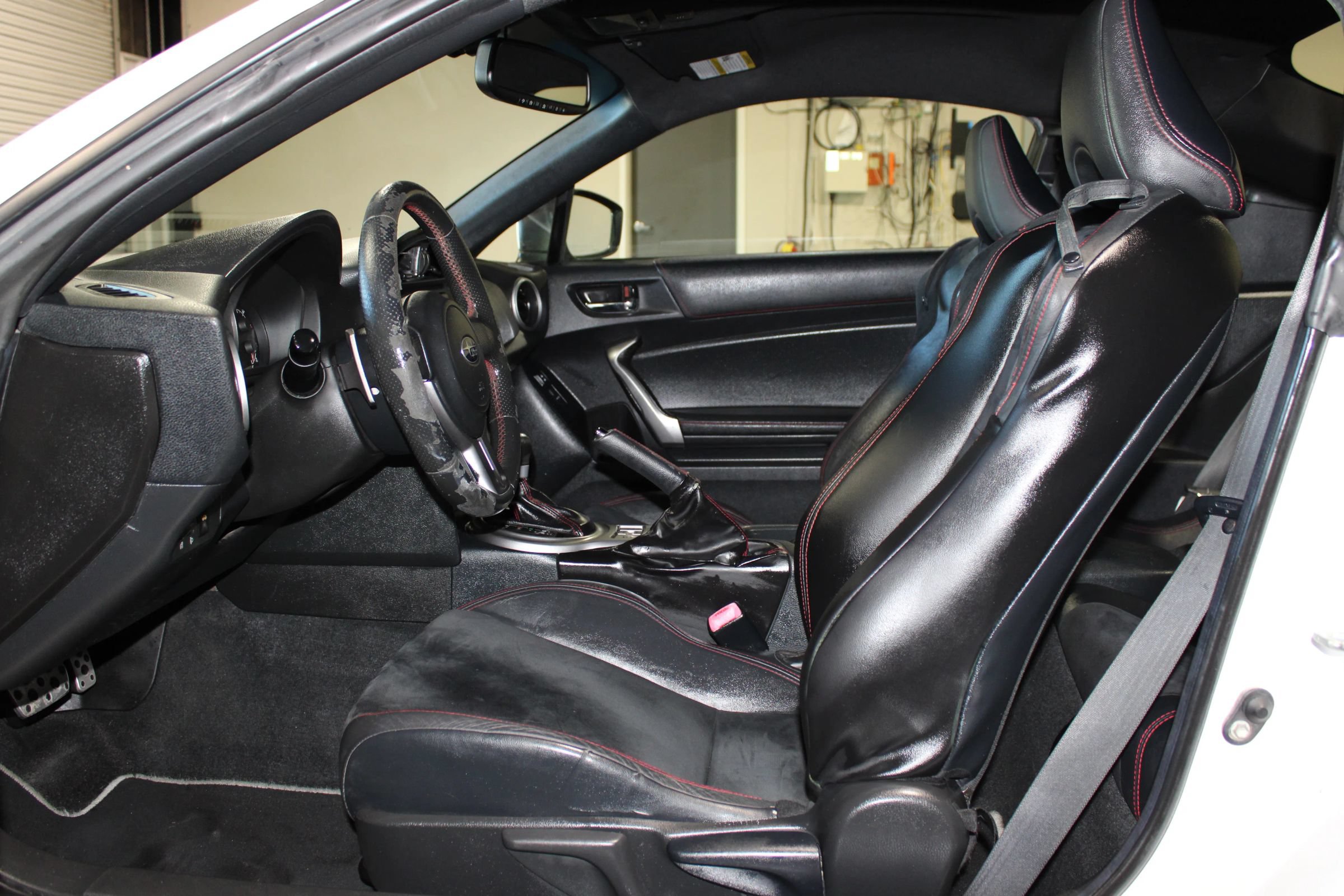 Used 2015 Subaru BRZ Limited w/ Popular Package #1B RWD image 8