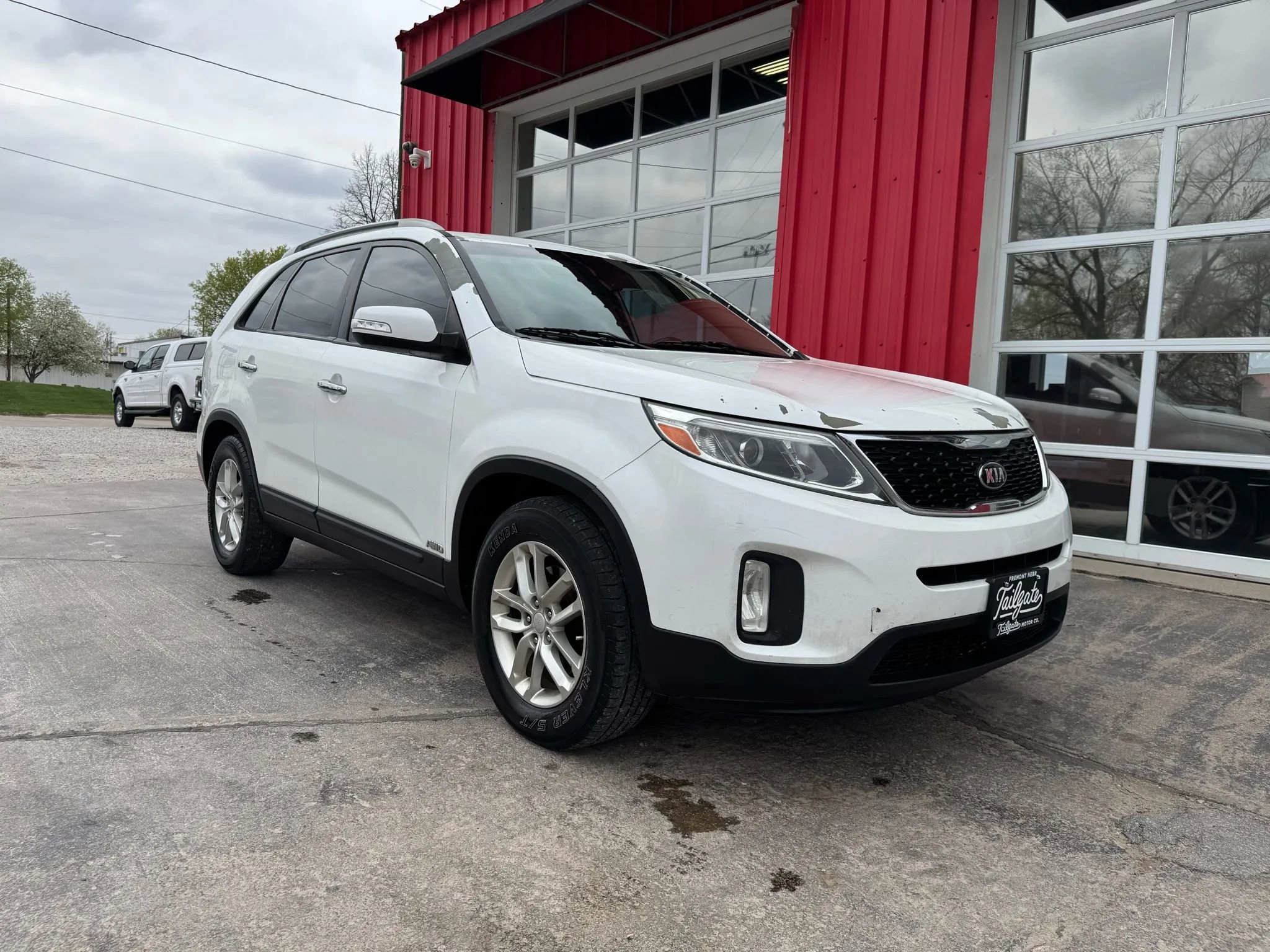 Used 2015 Kia Sorento LX image 2