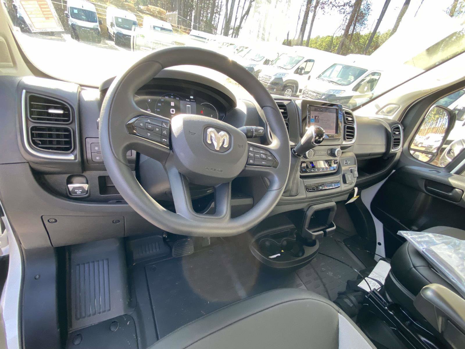 Used 2025 RAM ProMaster 2500 w/ Quick Order Package 22G SLT image 18