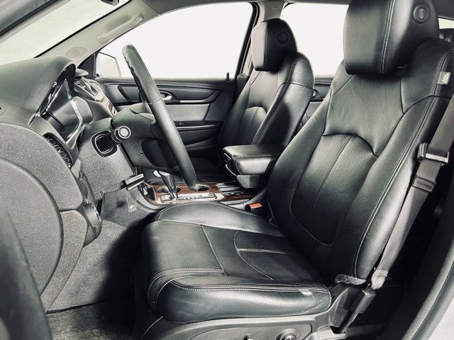 Used 2013 Chevrolet Traverse LT image 11