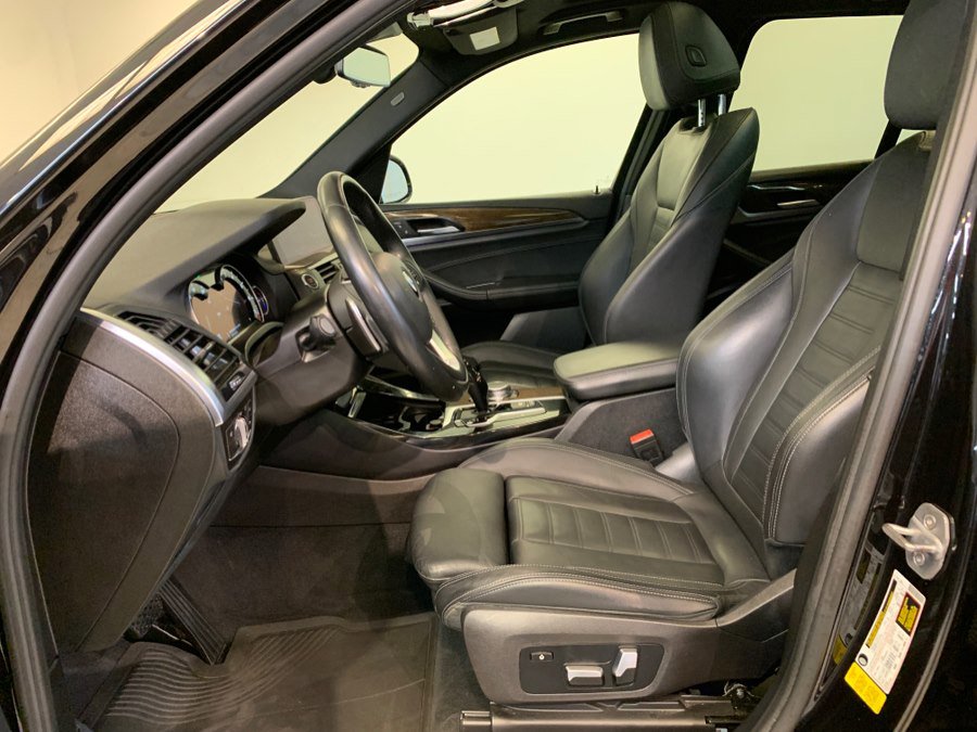 Used 2019 BMW X3 sDrive30i w/ Driving Assistance Package image 18