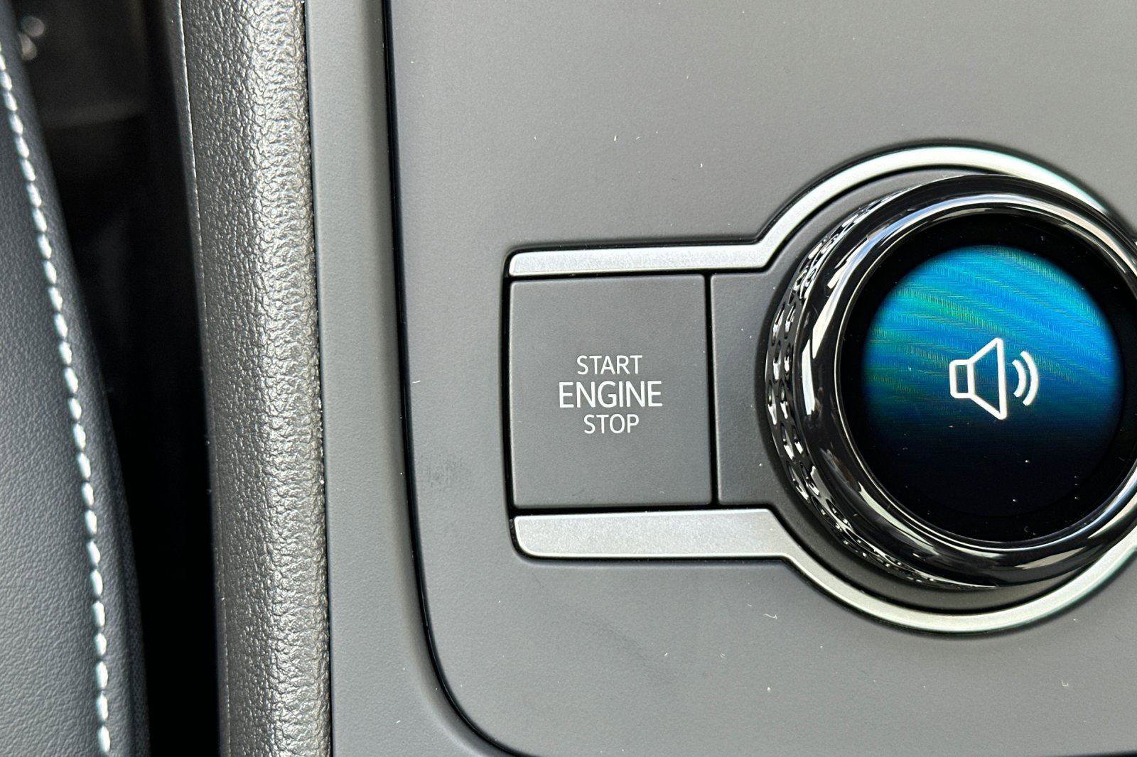 New 2026 Volkswagen Tiguan SE R-Line image 21