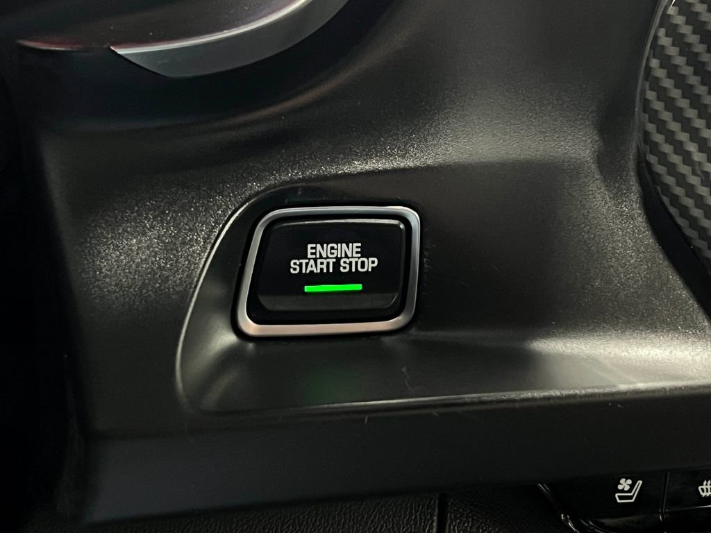 Used 2020 Chevrolet Camaro SS image 23