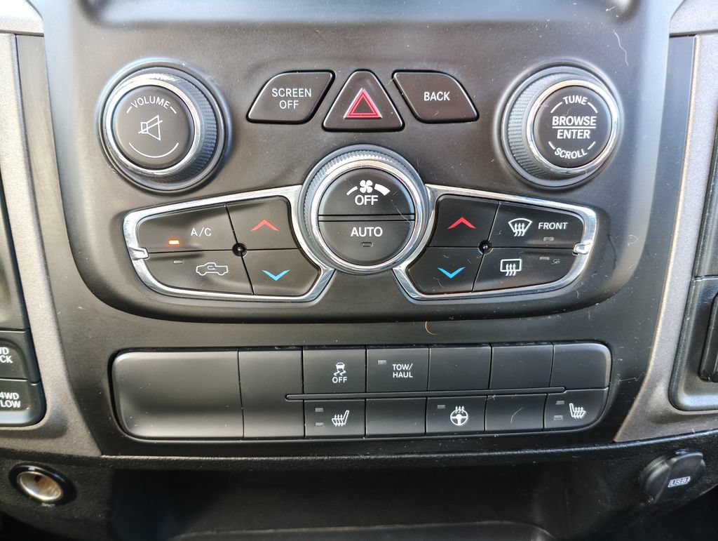Used 2020 RAM 1500 Express w/ Wheel & Sound Group AWD/4WD image 5