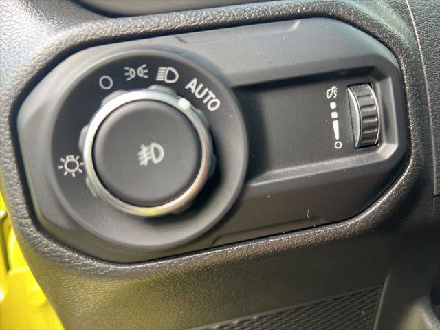 Certified 2023 Jeep Wrangler Unlimited Sahara AWD/4WD image 52