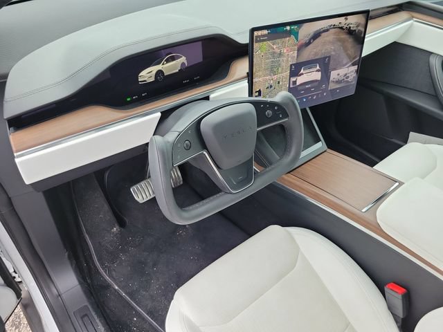 Used 2022 Tesla Model X AWD/4WD image 17