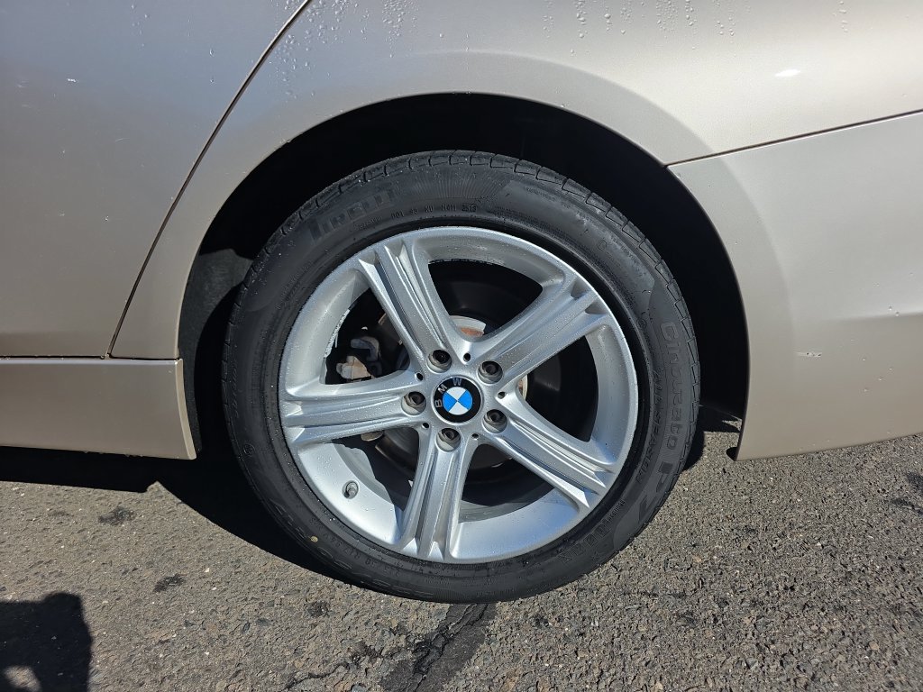 Used 2015 BMW 328i xDrive Sedan AWD/4WD image 12