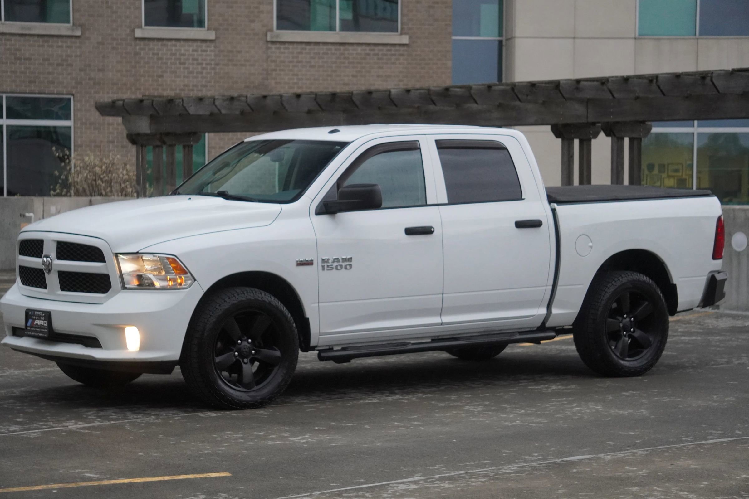 Used 2016 RAM 1500 Express AWD/4WD image 32