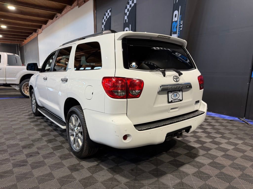 Used 2015 Toyota Sequoia Limited AWD/4WD image 3