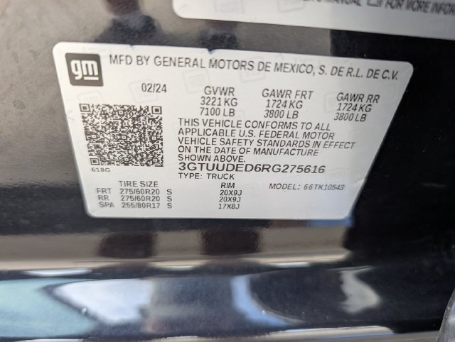 Used 2024 GMC Sierra 1500 SLT AWD/4WD image 38