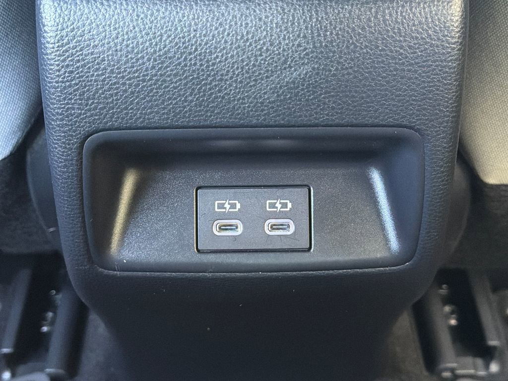 Used 2024 Toyota Corolla SE image 31