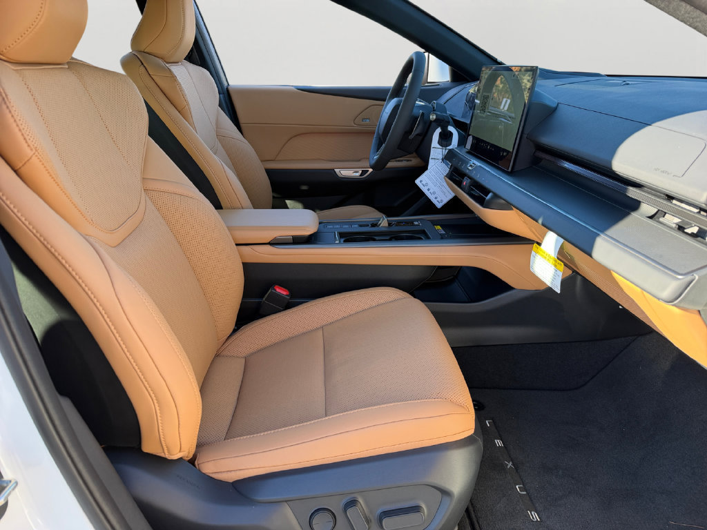 New 2026 Lexus ES 350h AWD w/ Cold Area Package image 7