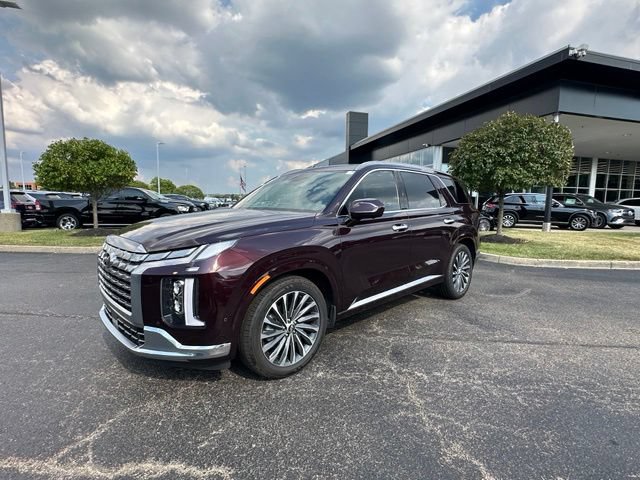Used 2023 Hyundai Palisade Calligraphy FWD image 5