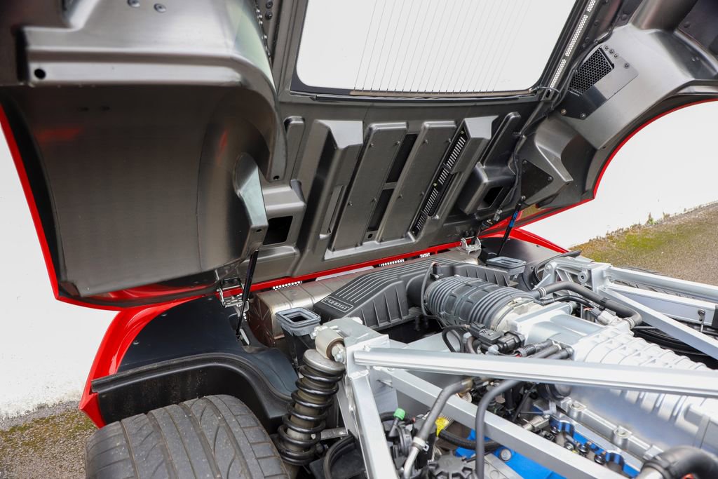 Used 2006 Ford GT RWD image 47