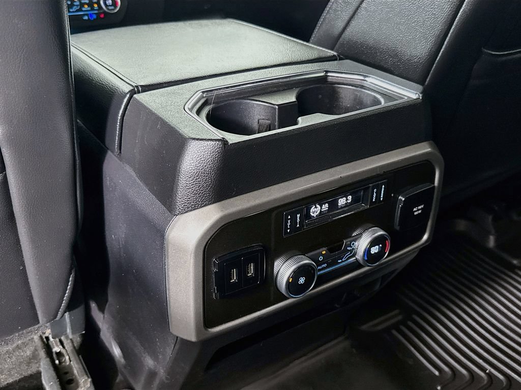 Used 2018 Ford Expedition XLT w/ Equipment Group 202A AWD/4WD image 26