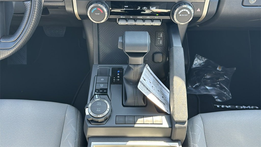 New 2025 Toyota Tacoma SR5 image 31