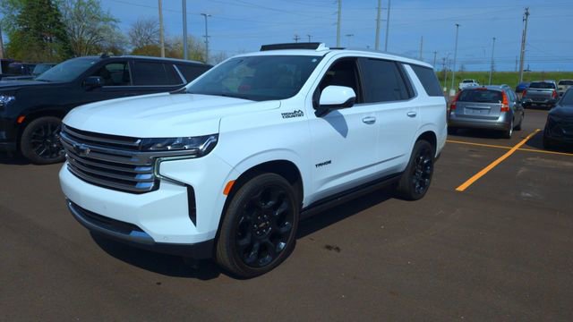Used 2024 Chevrolet Tahoe High Country AWD/4WD image 5
