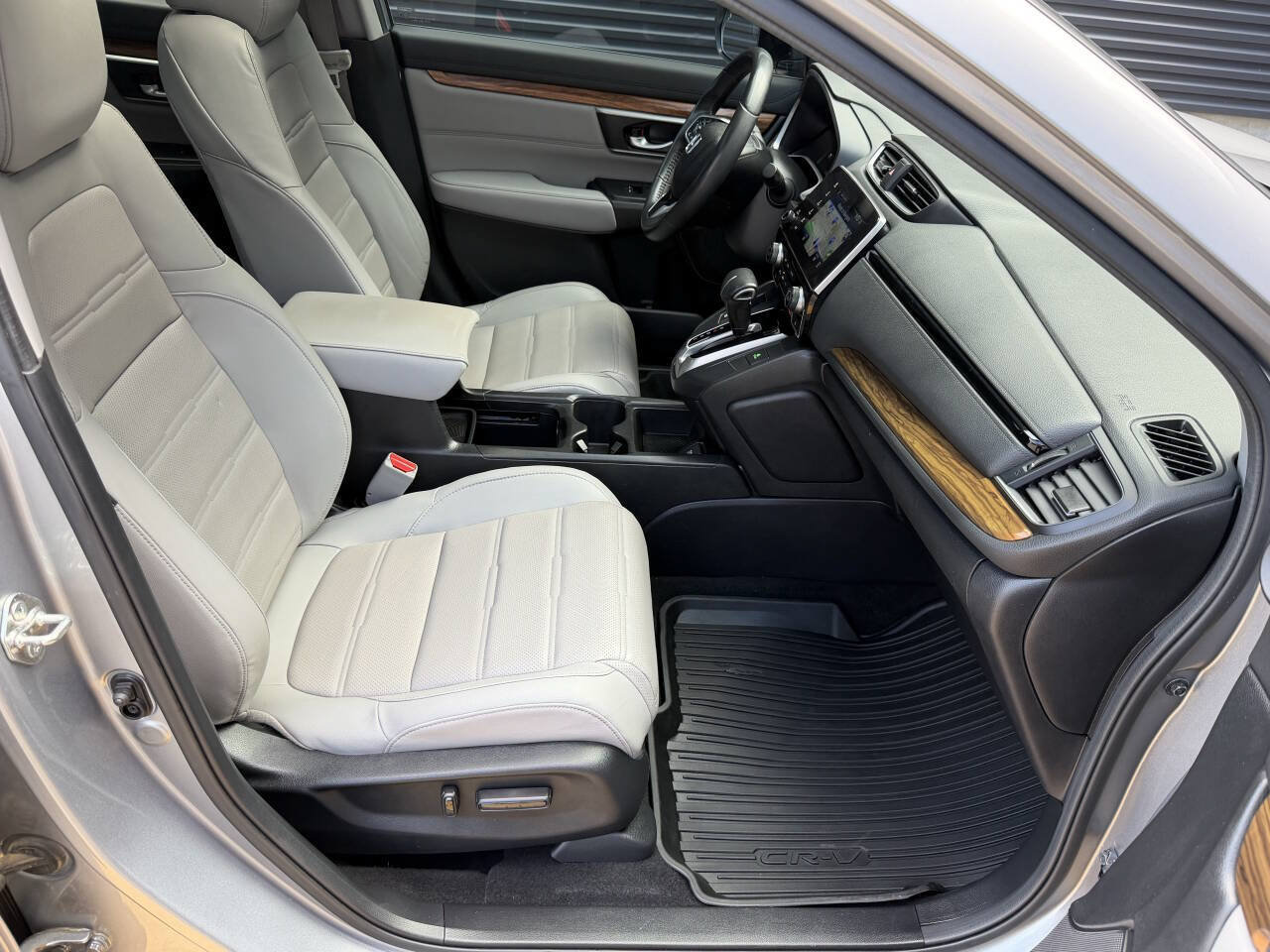 Used 2019 Honda CR-V Touring image 21