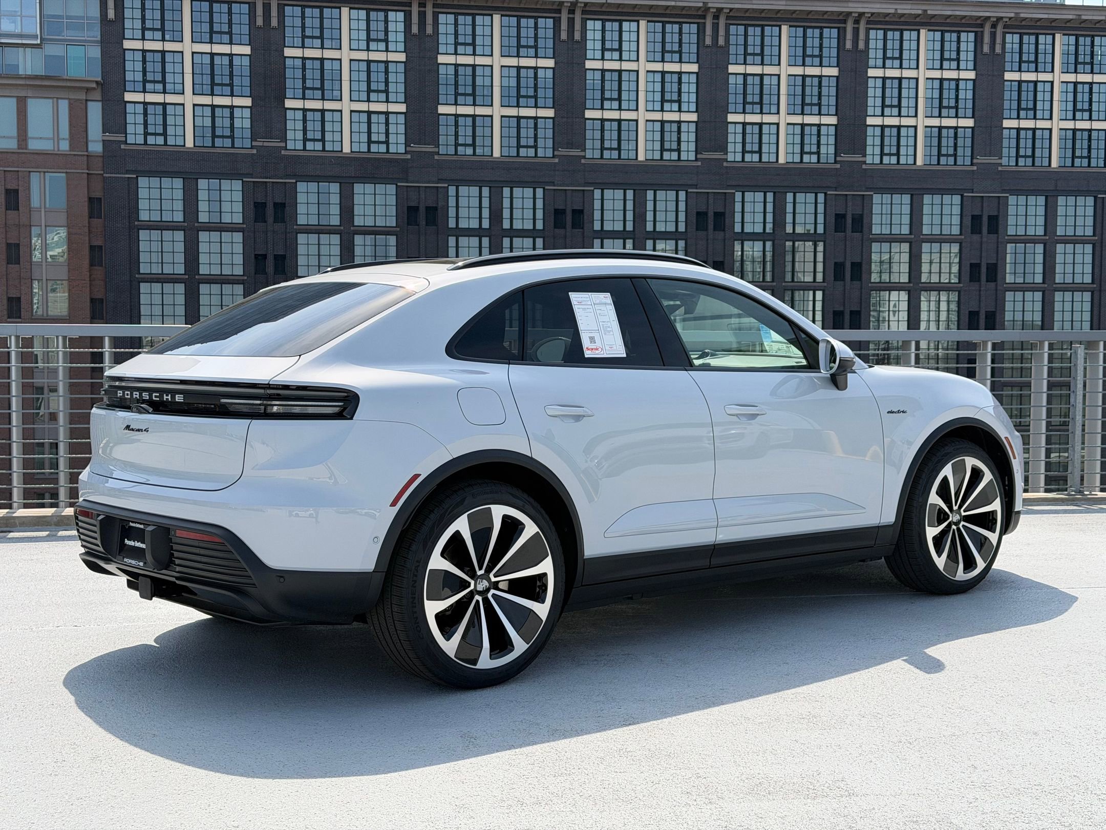 New 2026 Porsche Macan 4 Electric AWD/4WD image 7