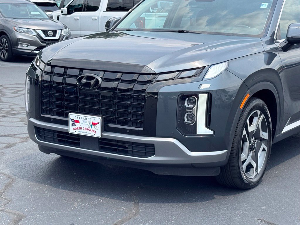 Used 2023 Hyundai Palisade Limited w/ Cargo Package AWD/4WD image 37