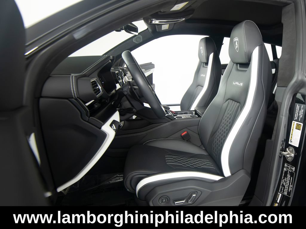 Used 2023 Lamborghini Urus S AWD/4WD image 40