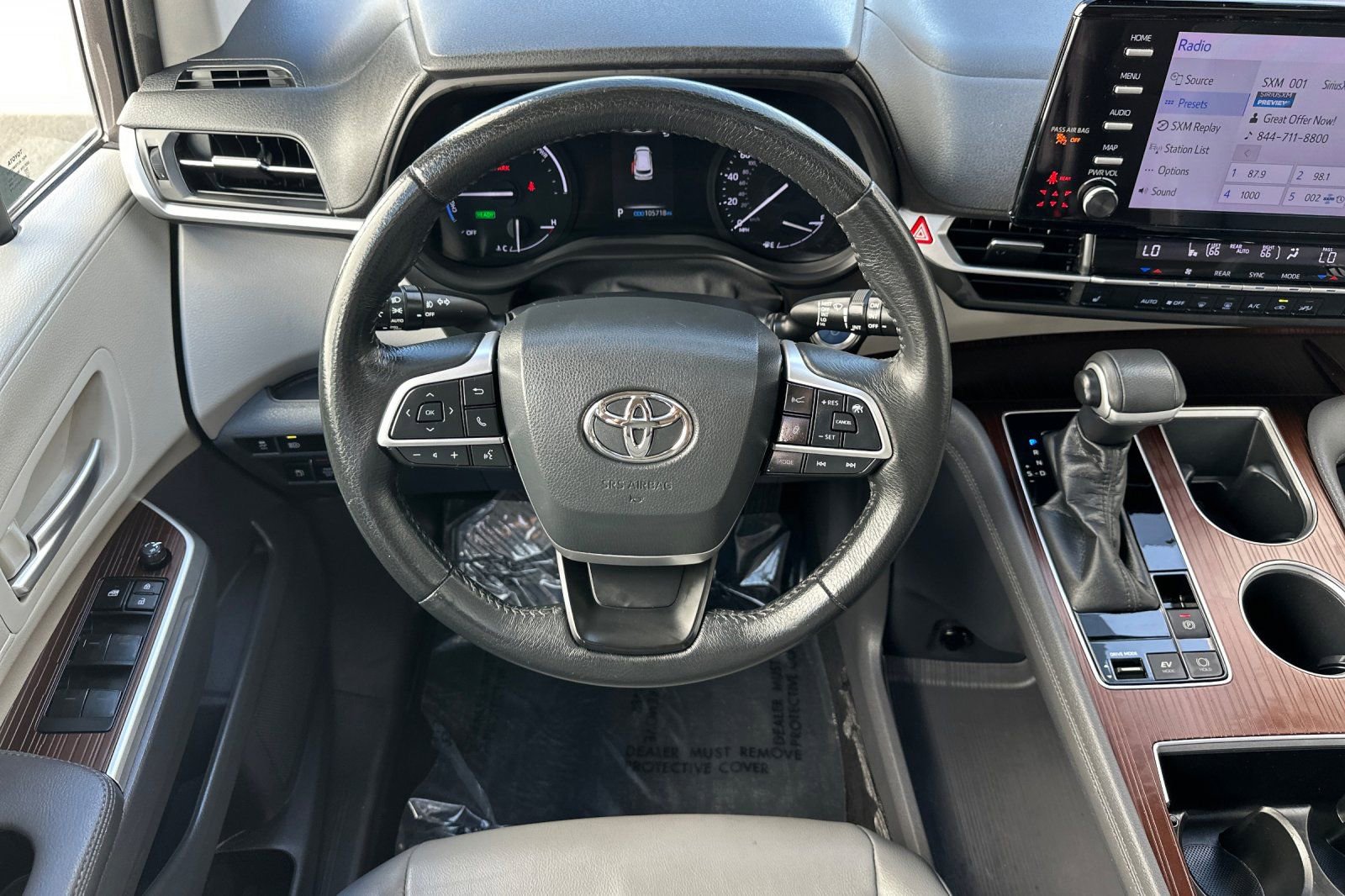 Certified 2022 Toyota Sienna XLE image 15