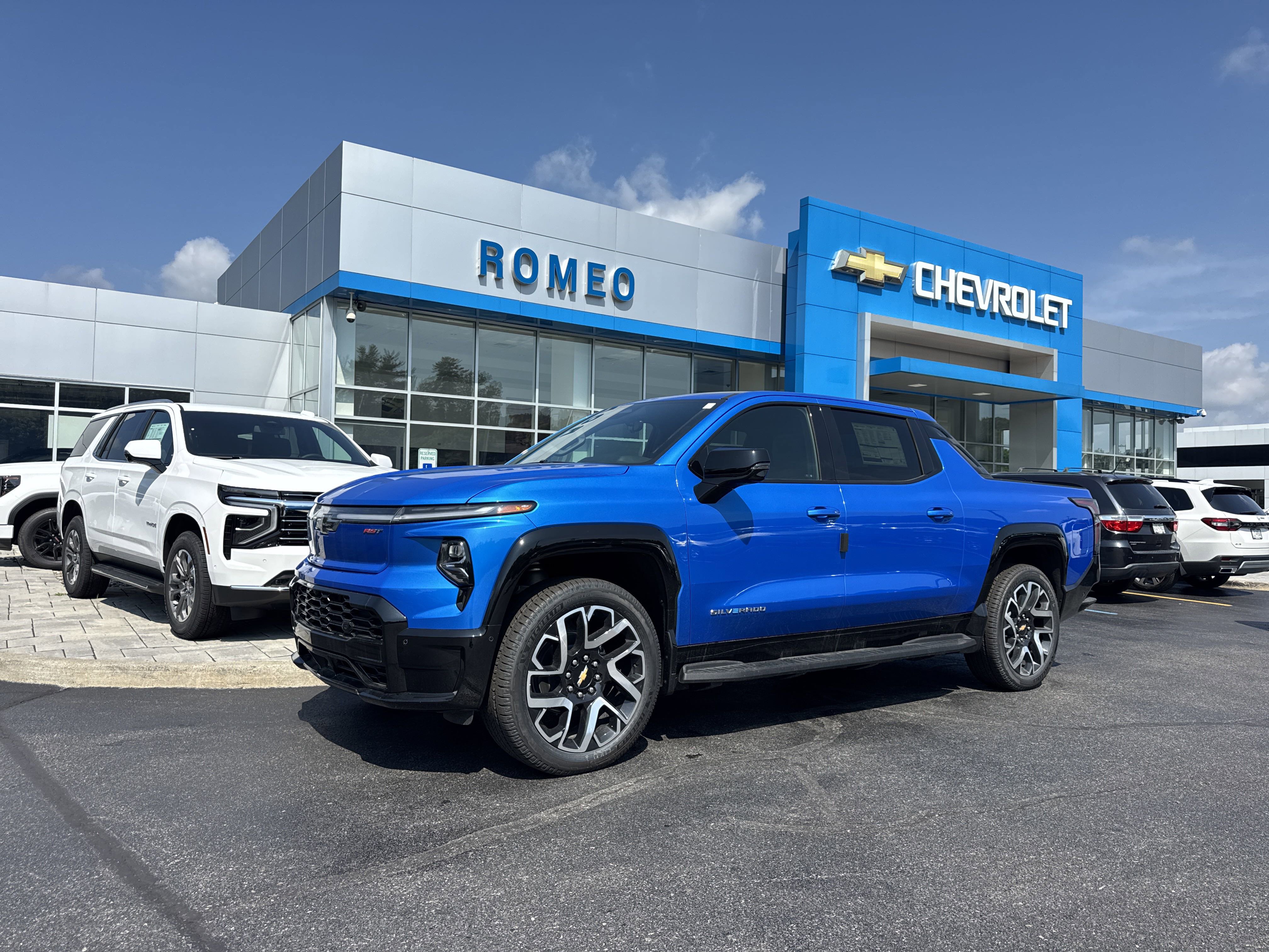 New 2025 Chevrolet Silverado EV RST