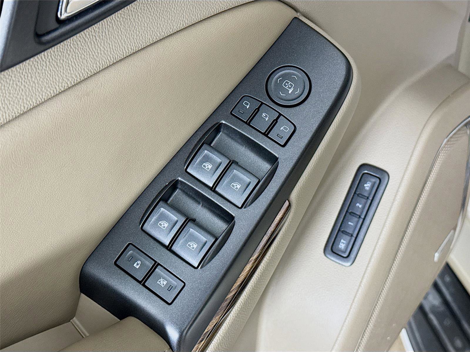 Used 2016 GMC Yukon SLT w/ Open Road Package image 22