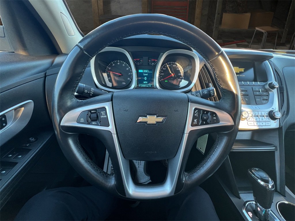 Used 2017 Chevrolet Equinox LT w/ Convenience Package image 19