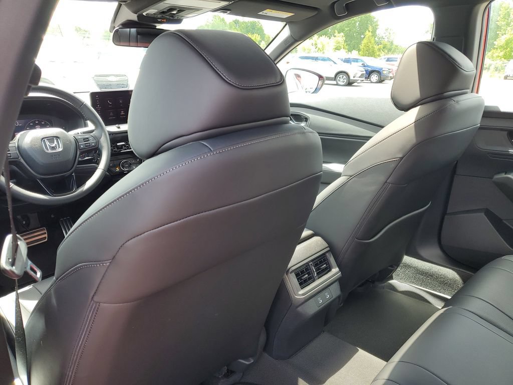 Used 2025 Honda Accord Sport image 27