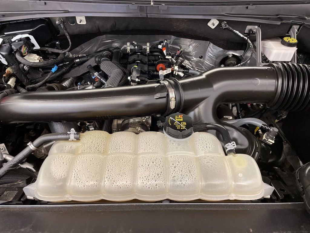 Used 2024 Ford Expedition Platinum image 39