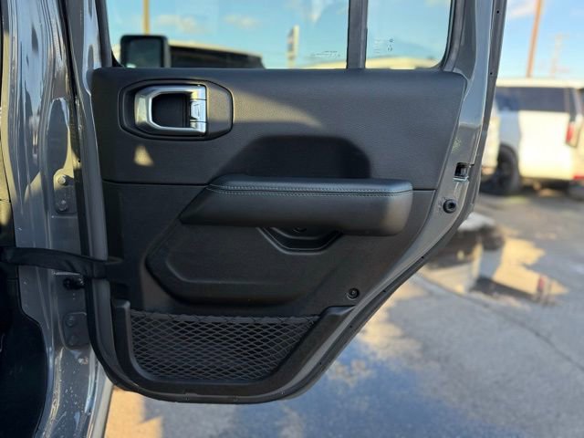 Used 2022 Jeep Wrangler Unlimited Rubicon 4xe w/ Cold Weather Group image 19