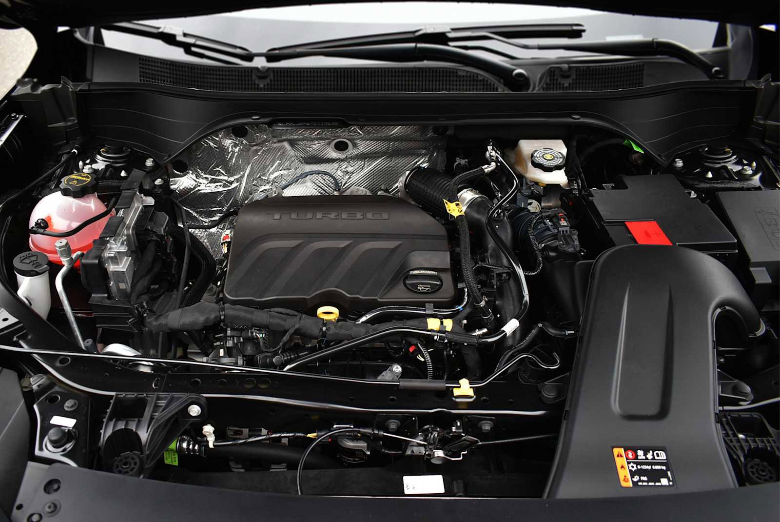 New 2026 Chevrolet Trax RS w/ Sunroof Package FWD image 25