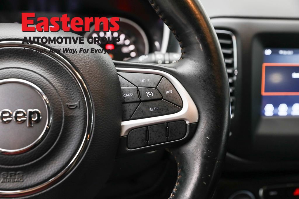 Used 2019 Jeep Compass Latitude w/ Cold Weather Group image 16