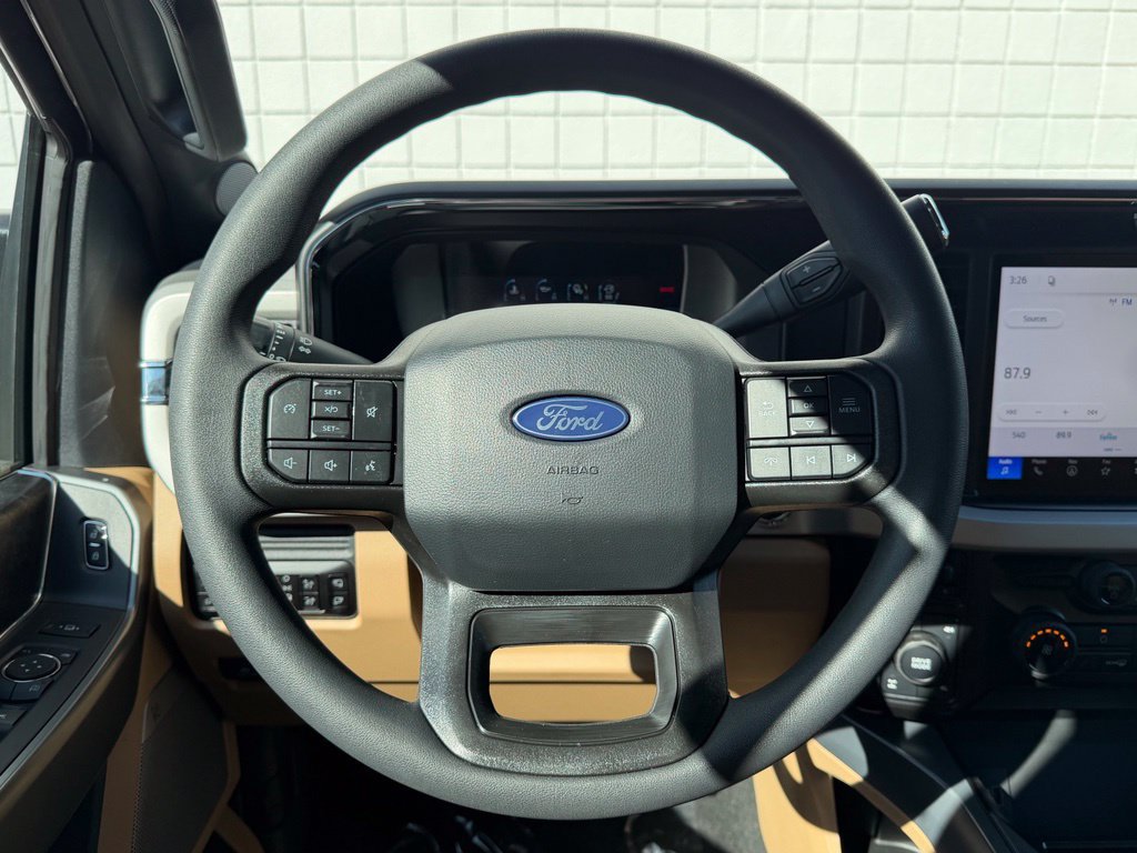 New 2027 Ford F250 XLT w/ XLT Premium Package AWD/4WD image 8